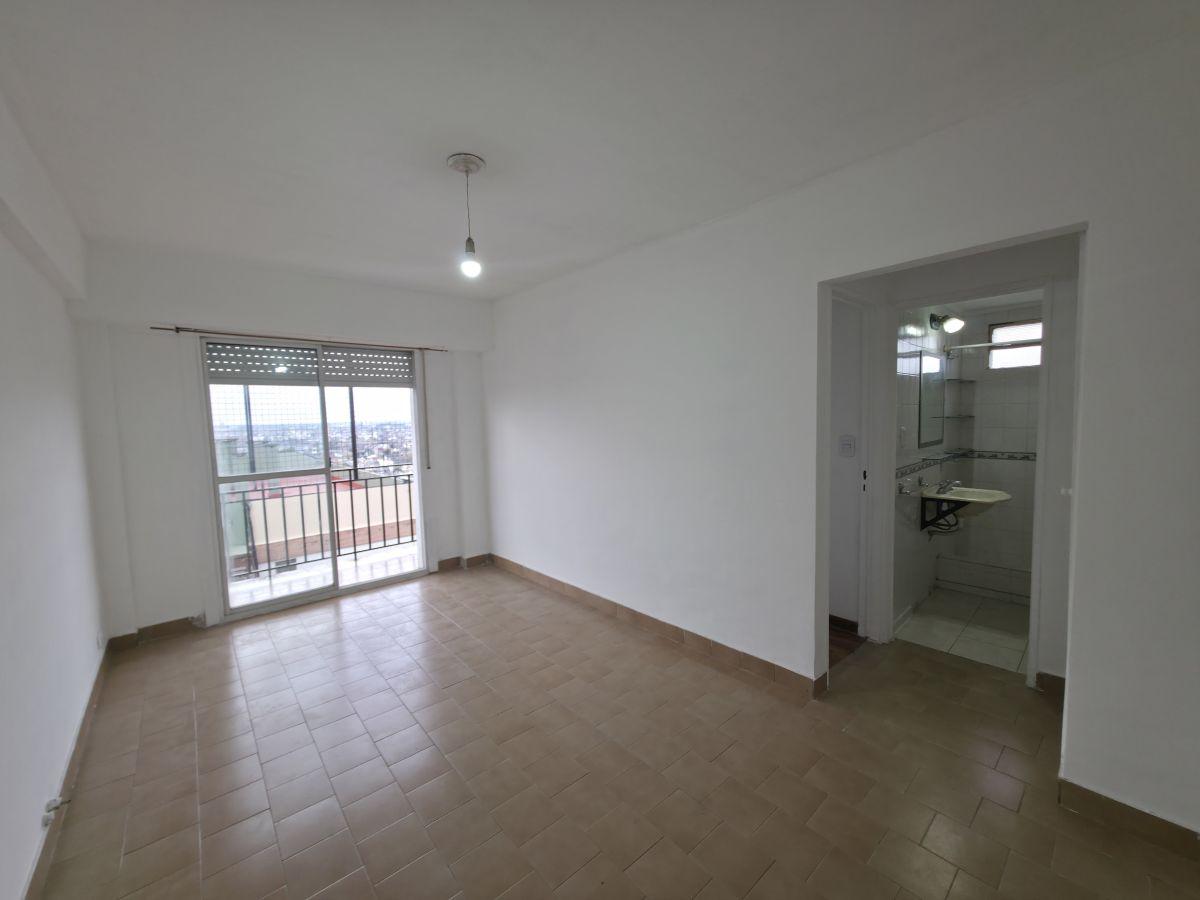 Foto de Departamento de 38 m² con 1 dormitorio en venta en Ramos Mejía, imagen 3