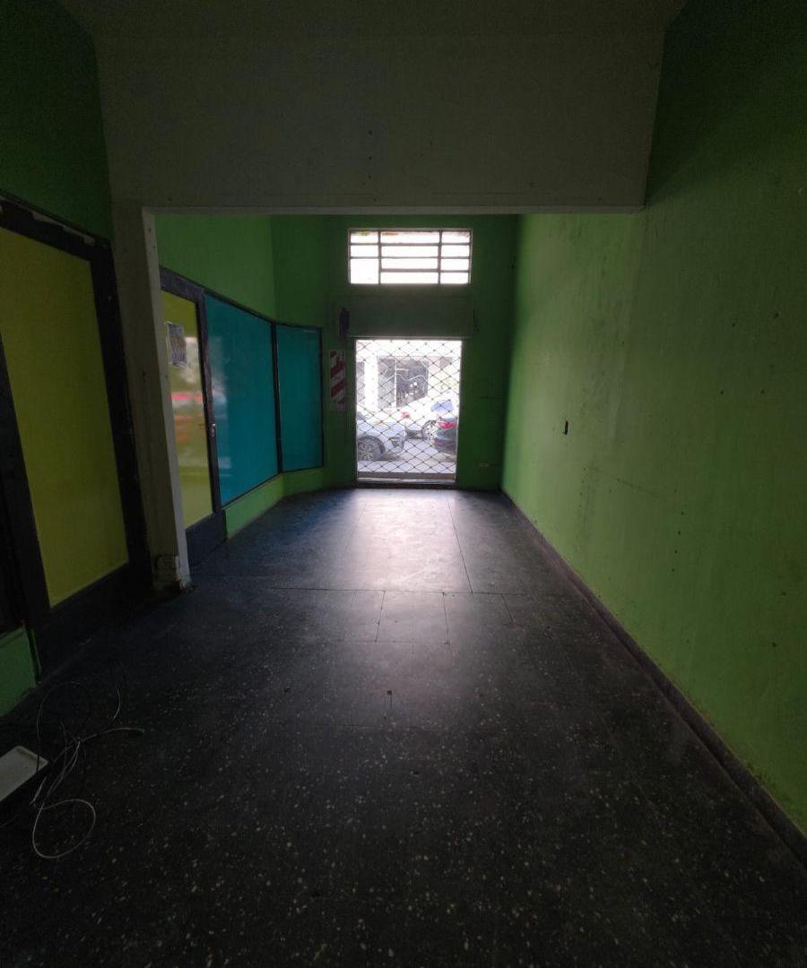 Foto de Local comercial en alquiles Ramos Mejia, imagen 2