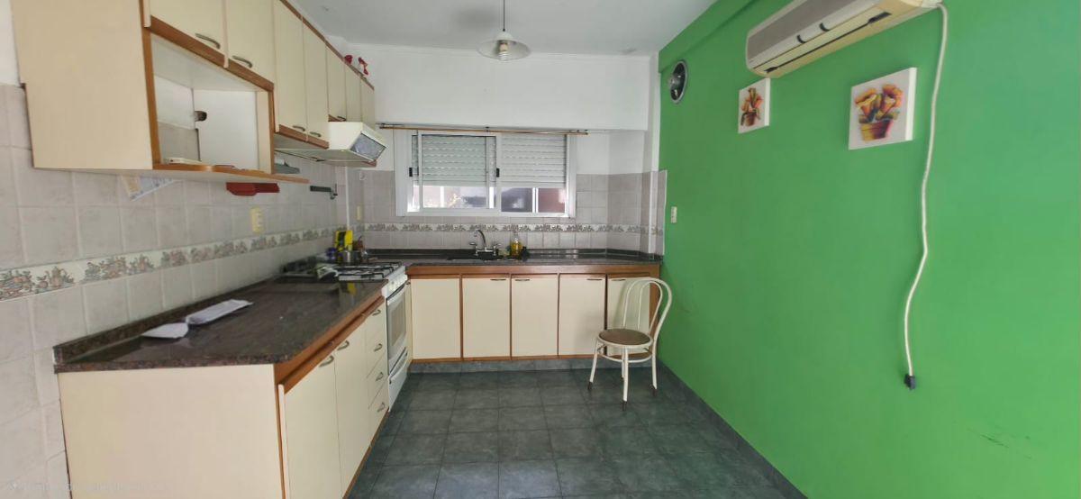 Foto de Alquiler P.H. 4 ambientes, Tablada, imagen 3
