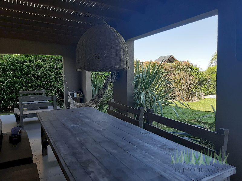 Foto de Casa Venta 4 Dormitorios LA COMARCA, imagen 3