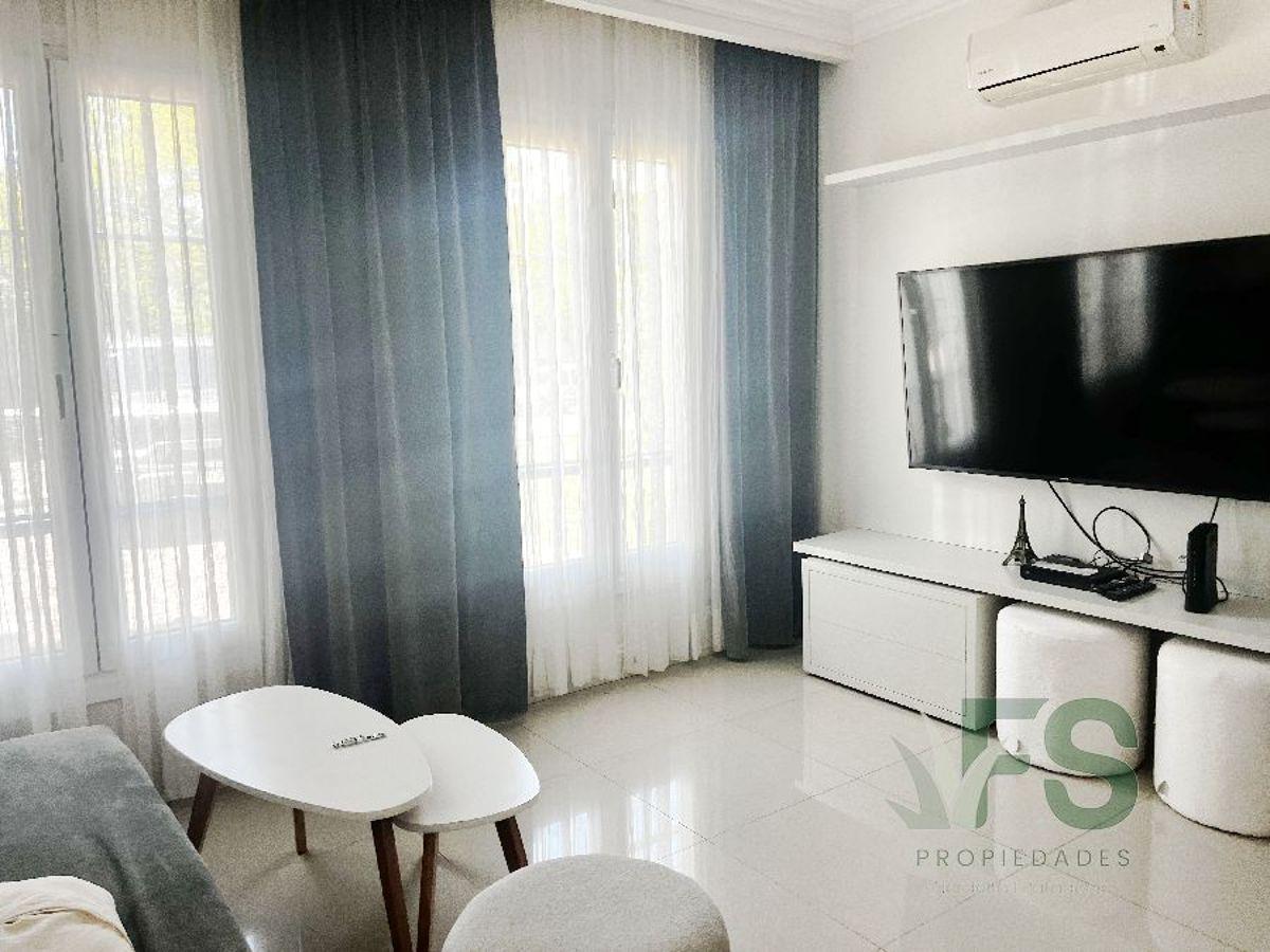 Foto de Casa Alquiler Anual 4 Suites Escritorio Dep Servicio Sobre El Lago! Golf, imagen 5