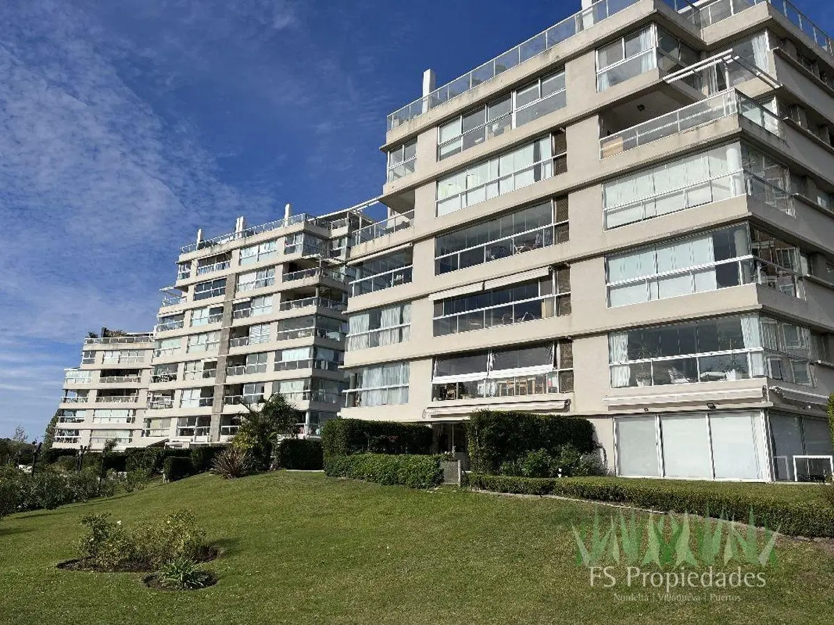 Departamento en Venta, Bahia Nordelta, 2 dorm con jardín 2