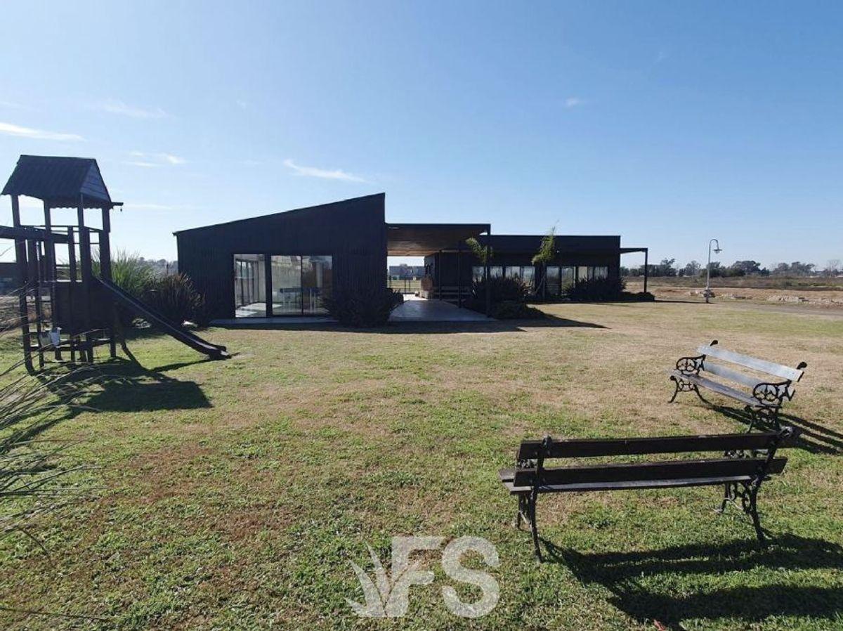 Foto de Lote a la Laguna, Barrio Santa Isabel Excelente Costa al Agua, imagen 4