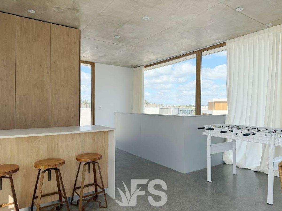 Foto de Exclusiva Casa al Río en Alquiler con Amarra | 5 Suites | Barrio Yacht, imagen 1