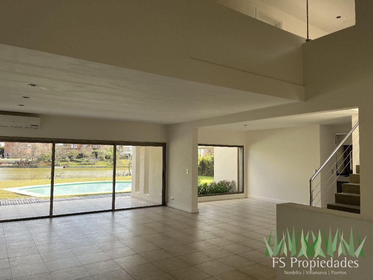 Foto de Casa en Alquiler al agua, 4 dorm, Escritorio/Dep serv, Castores, imagen 4