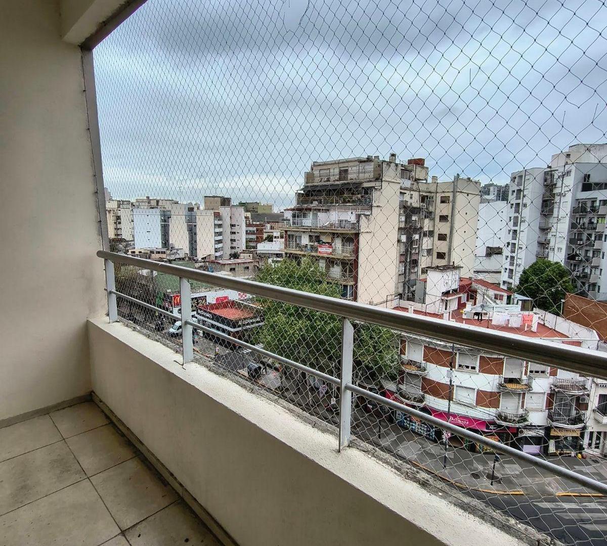 Foto de MONOAMBIENTE APTO PROFESIONAL. PATERNAL, imagen 1