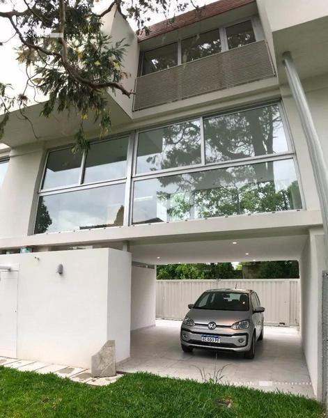 Foto de Triplex en venta de 2 dormitorios en City Bell, imagen 1