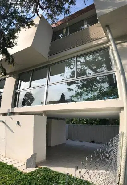 Triplex en venta de 2 dormitorios en City Bell 2
