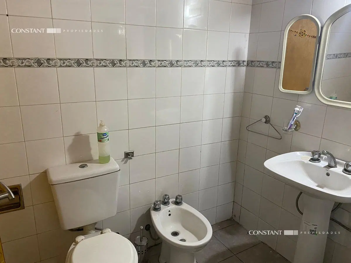 Casa en venta de 4 dormitorios en La Plata 5