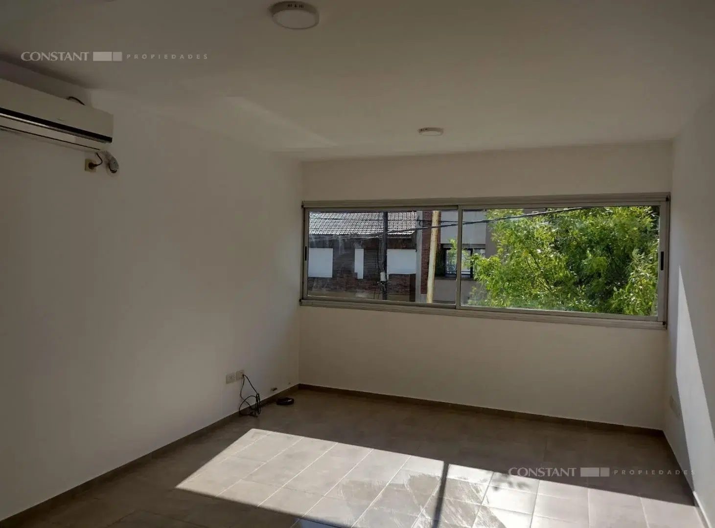 Departamento en venta 1 dormitorio con cochera en La Plata 4
