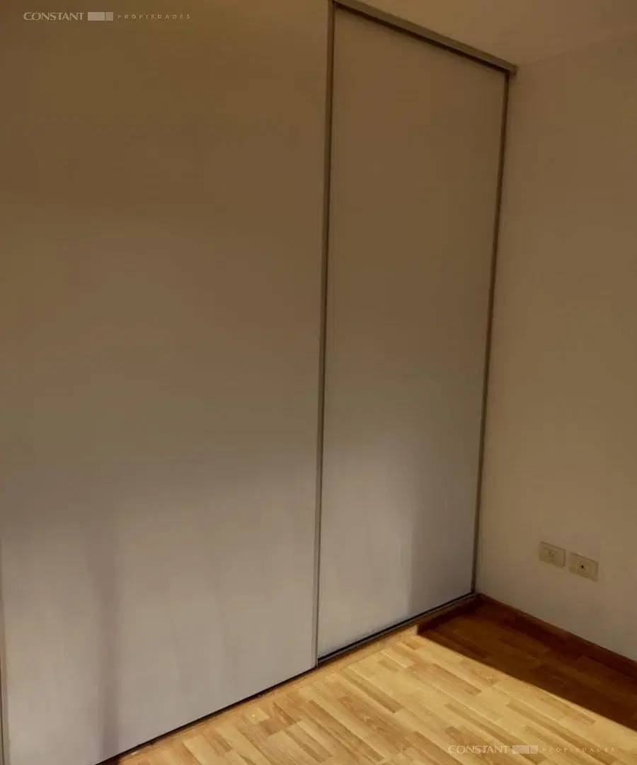 Departamento en venta 1 dormitorio con cochera en La Plata 5