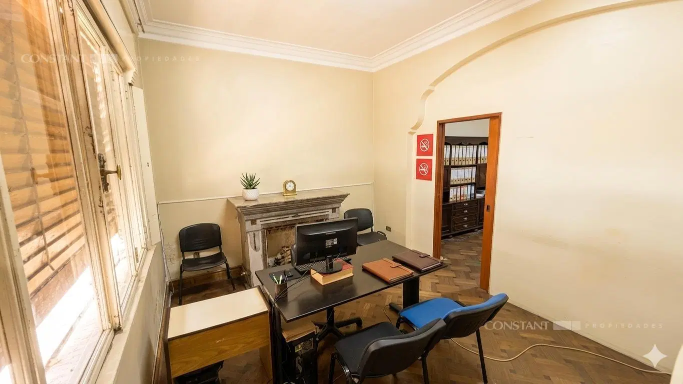 Casa de 4 dormitorios en venta en La Plata 2