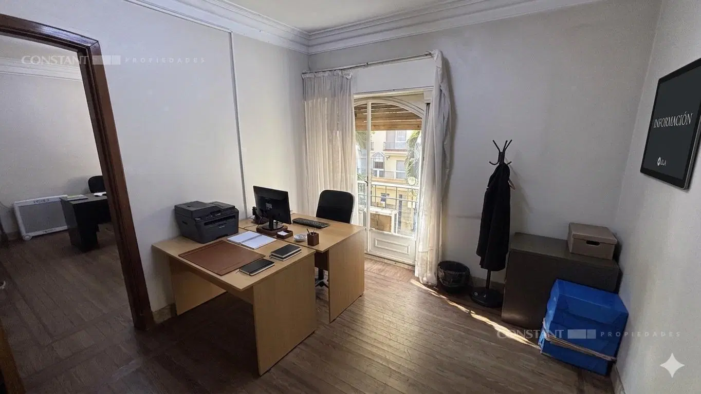Casa de 4 dormitorios en venta en La Plata 5