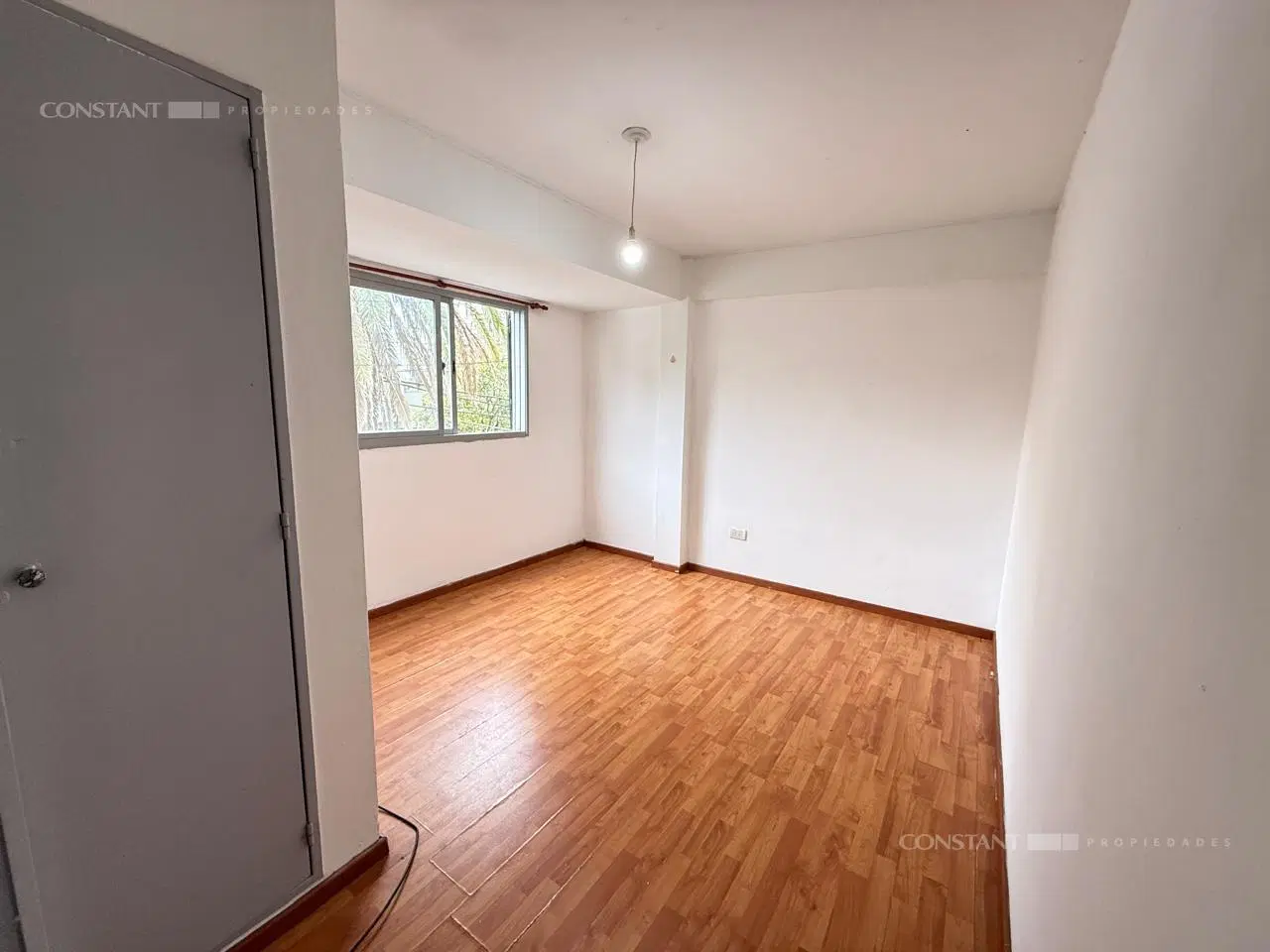 Departamento de 1 dorm al frente c/ guardacoche 2
