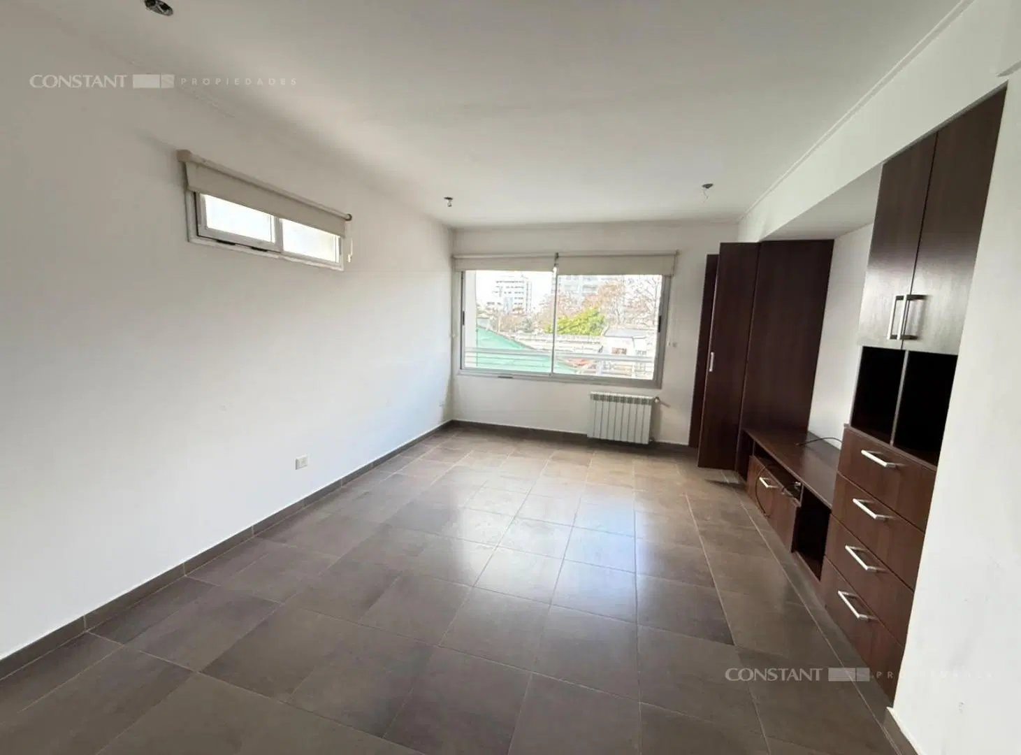 Departamento en venta de 2 dormitorios con cochera en La Plata 4