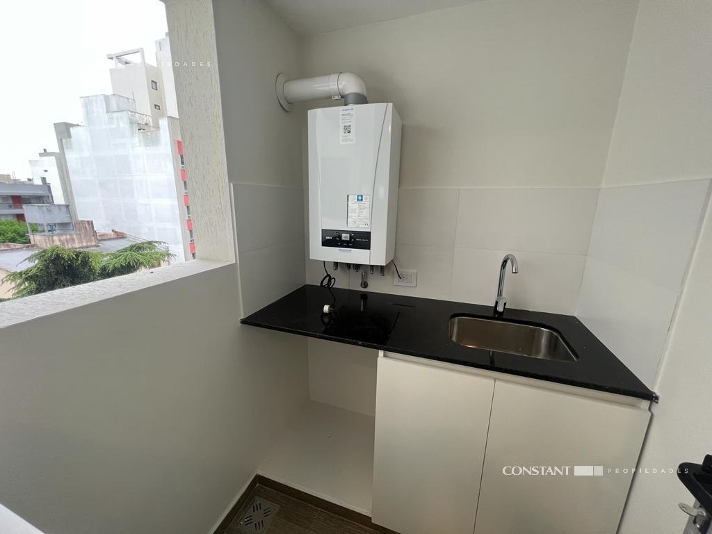 Foto de Departamento en alquiler de dos dormitorios con cochera, imagen 5
