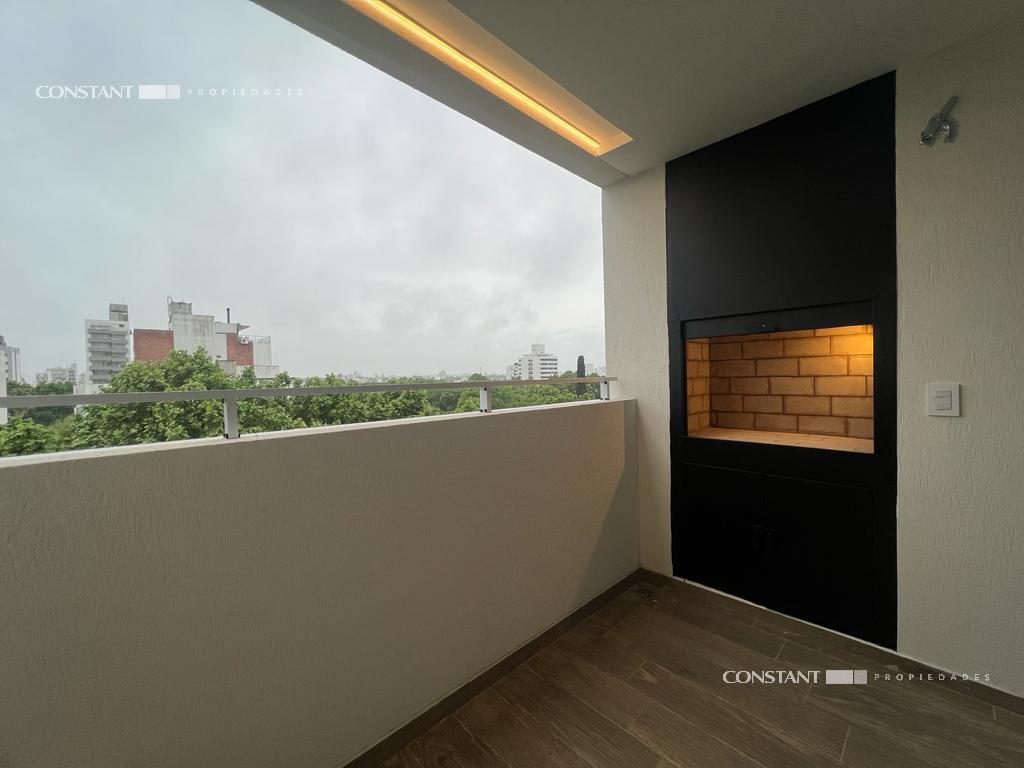 Foto de Departamento en alquiler de dos dormitorios con cochera, imagen 2