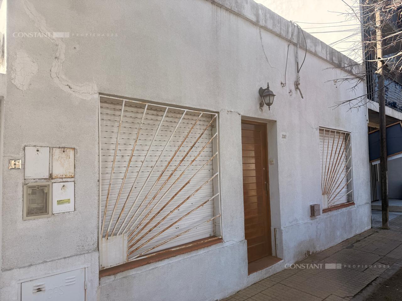 Foto de PH en venta 2 dormitorios Tolosa, imagen 1