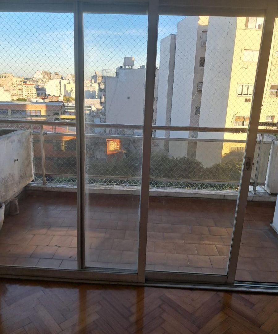 Departamento 3 ambientes con dependencia en San Telmo