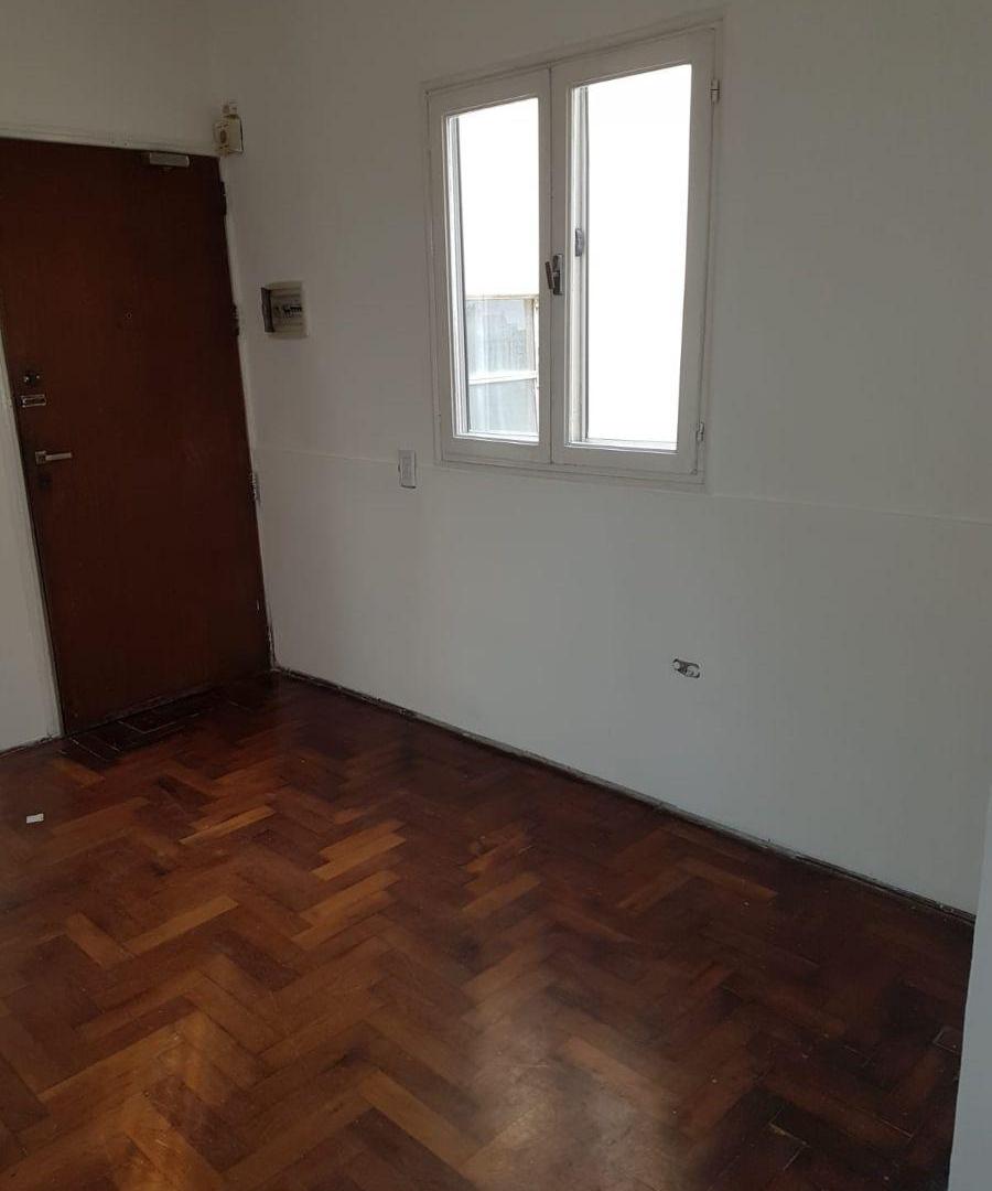 Foto de Departamento de 51 m² con 2 dormitorios en venta en Constitución, imagen 3