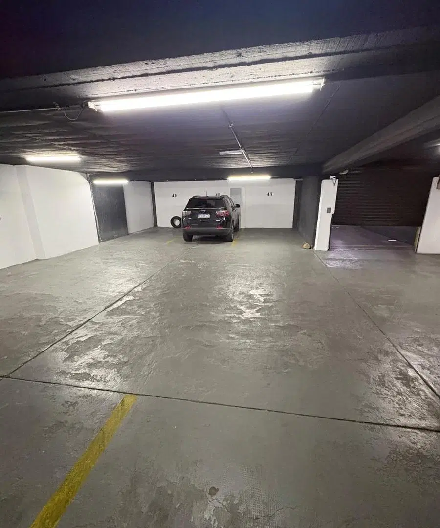 Cochera sobre Av. Monroe 1