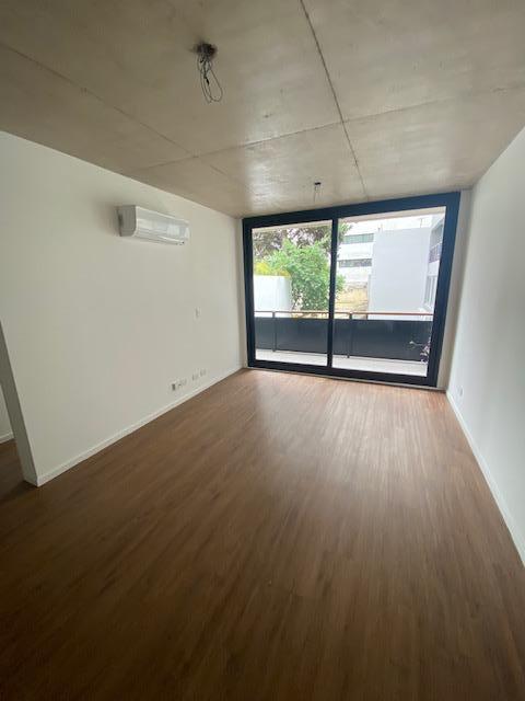 Foto de 2 amb. de categoría con balcón, imagen 3