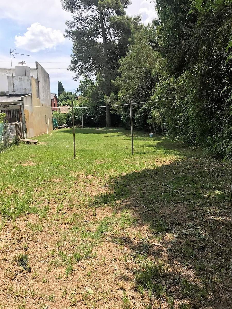 Terreno Céntrico en Maschwitz. 2