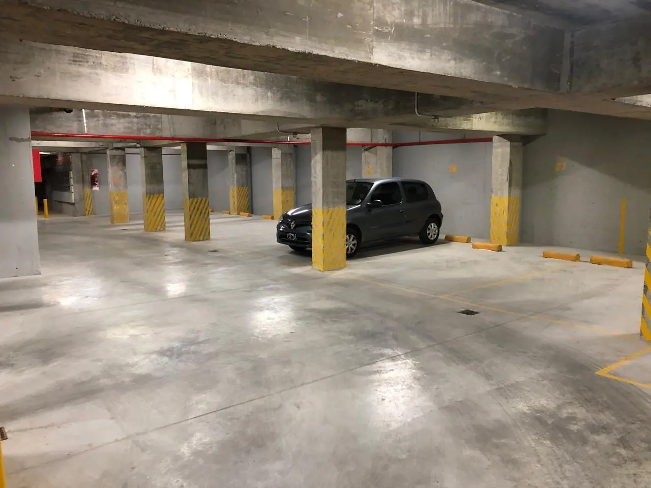 Cocheras en Venta Belgrano y Estrada 3