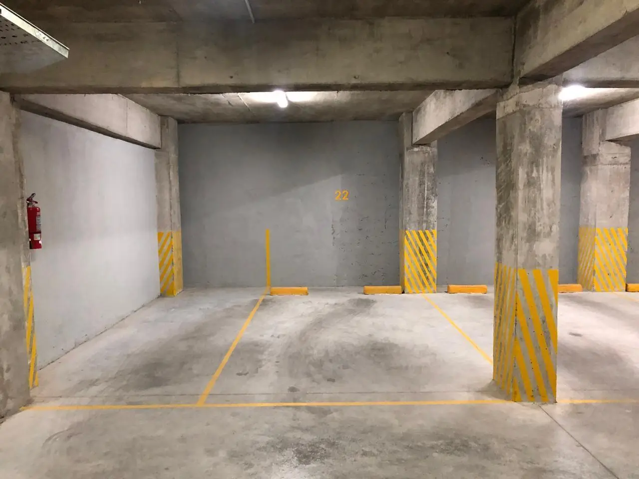 Cocheras en Venta Belgrano y Estrada 5