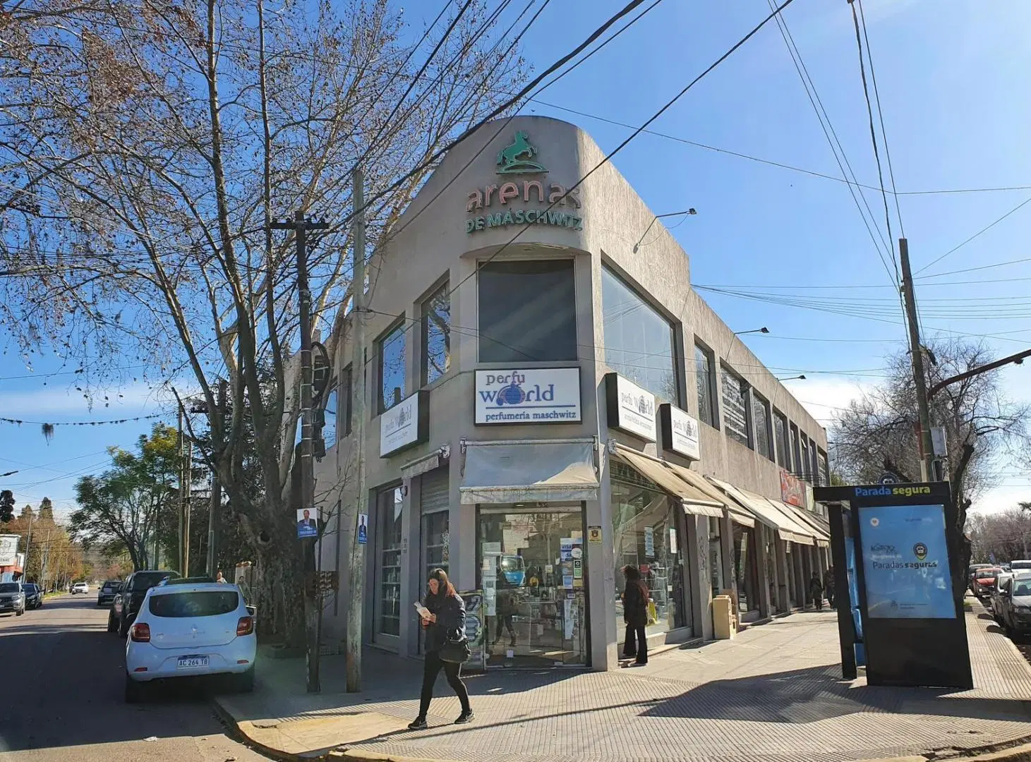 Local en Ingeniero Maschwitz 1