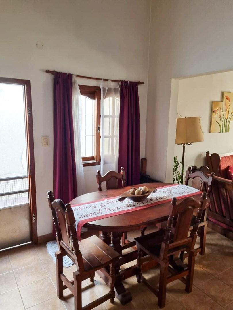 Casa Chalet en Venta en Berazategui, G. B. a. Zona Sur, Argentina 2