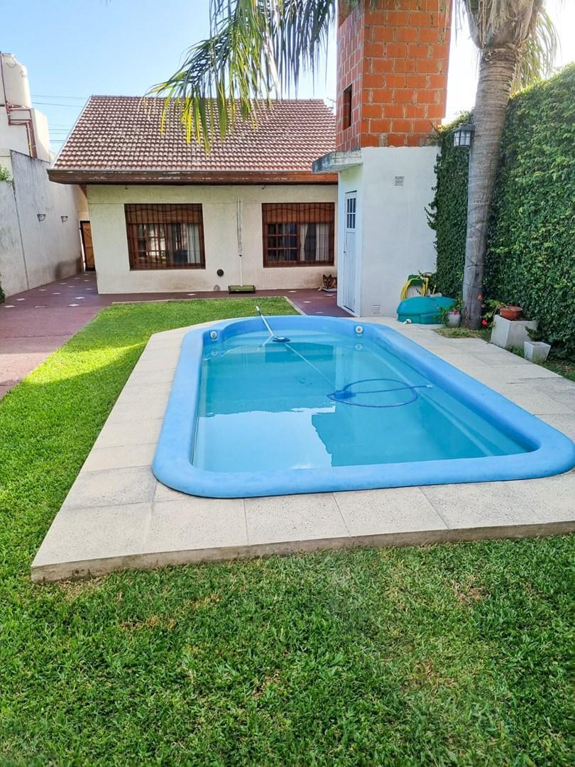 Casa Chalet en Venta en Berazategui, G. B. a. Zona Sur, Argentina 3