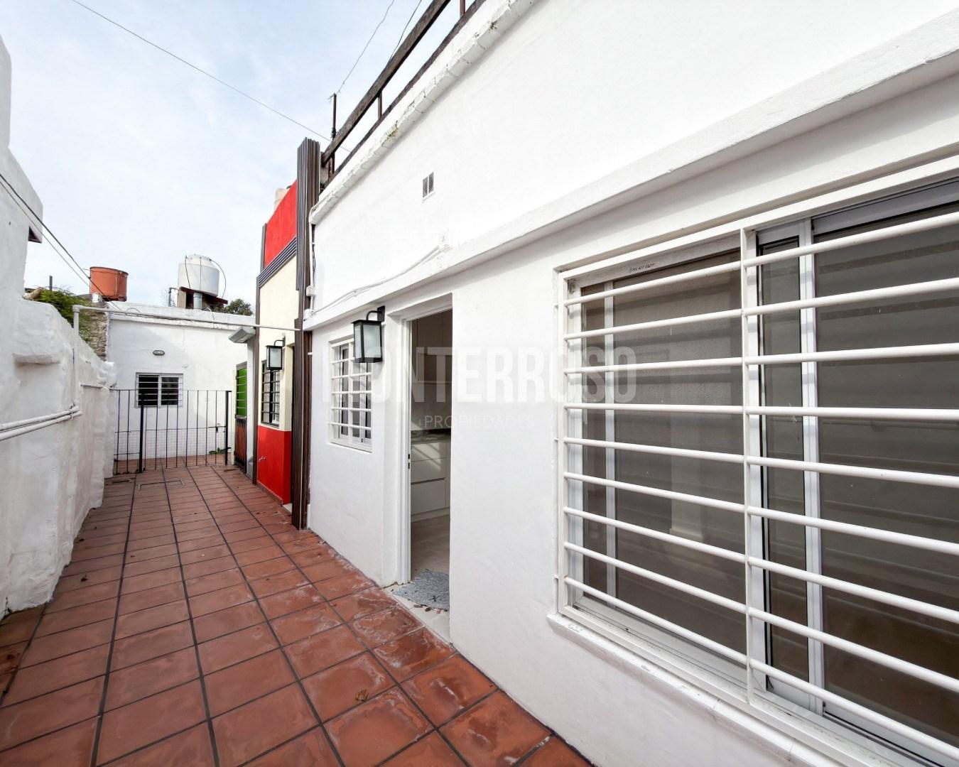 Foto de Departamento PH en Alquiler en Quilmes Oeste, Quilmes, G.B.A. Zona Sur, imagen 1