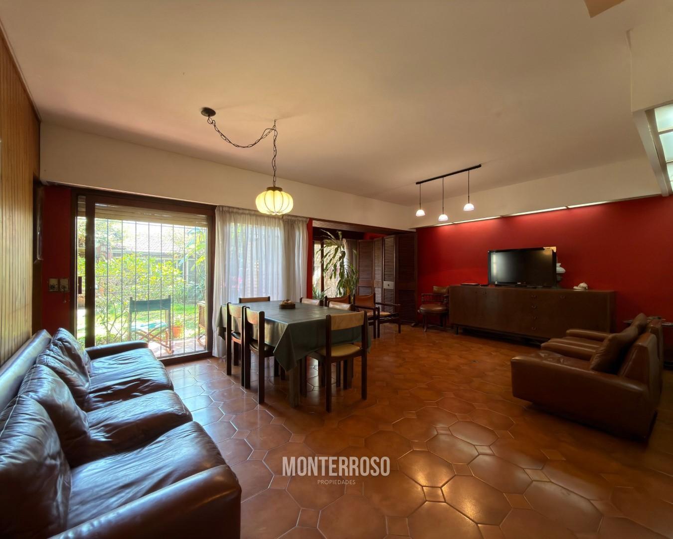 Foto de Casa en Venta en Bernal, Quilmes, G.B.A. Zona Sur, imagen 1