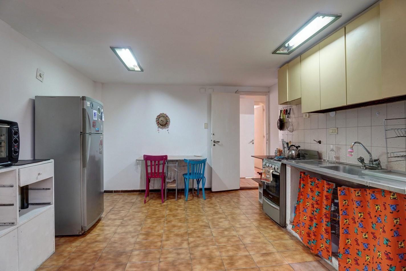 Foto de Venta- 3 Ambientes de 90 m² en Pleno Centro | Rodriguez Peña | Mucho, imagen 2