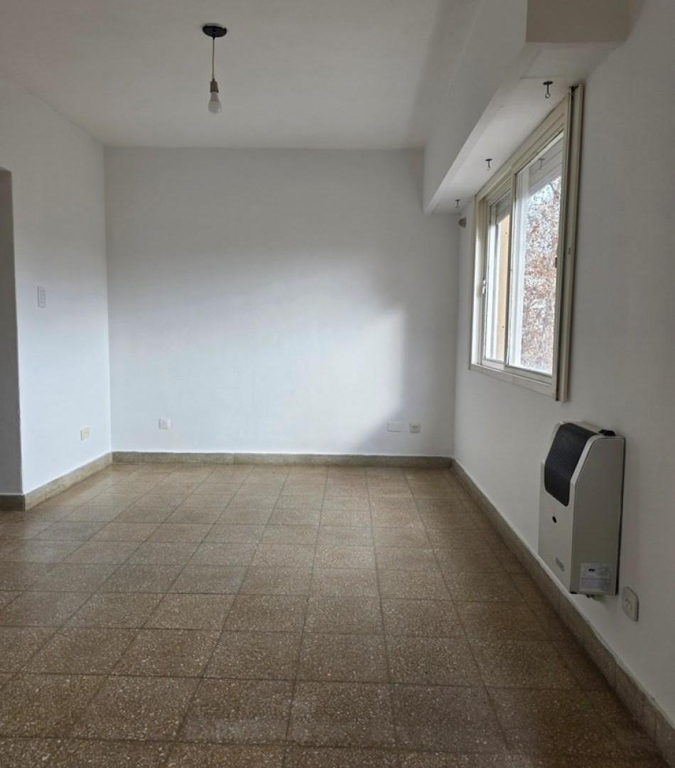 Foto de VENDO DEPARTAMENTO AL FRENTE 1 DORMITORIO - CALLAO 1400 - B. LOURDES, imagen 3