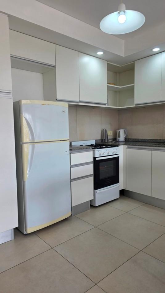Foto de ALQUILO MONOAMBIENTE AMOBLADO - OV. LAGOS N° 1422 - 4 PISO - LUMINOSO, imagen 2