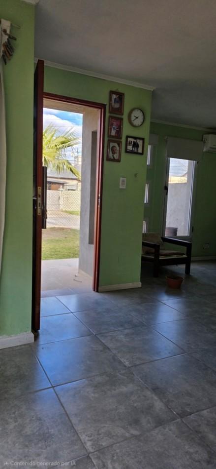 Foto de CASA EN VENTA TIERRA DE SUEÑOS 2 - ROLDAN HOUSSAY 2700 - APTA CREDITO, imagen 2