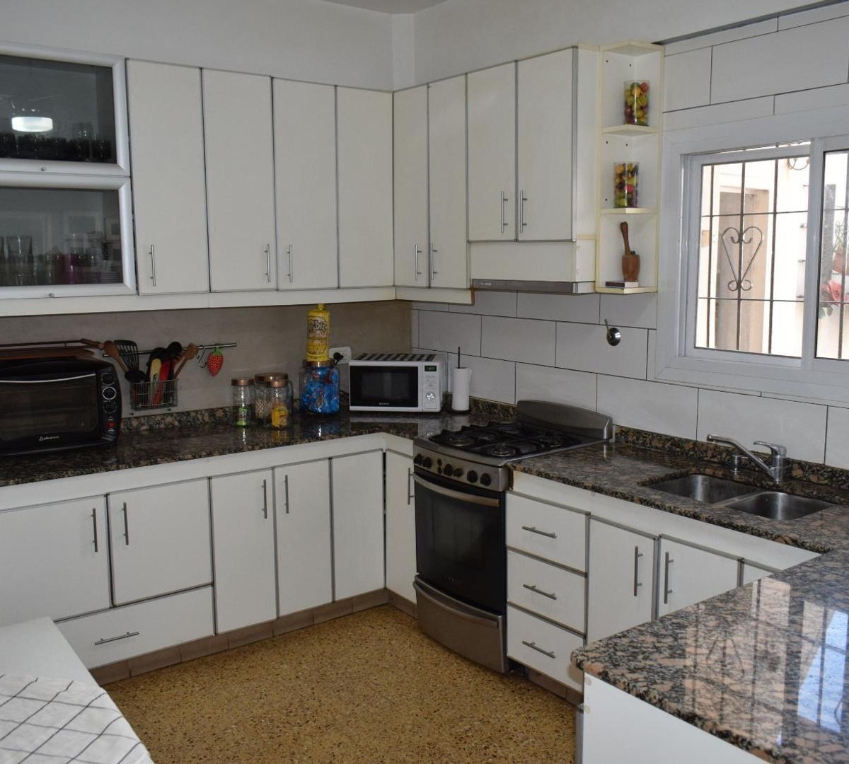 Venta PH 5 Ambientes - Flores 5