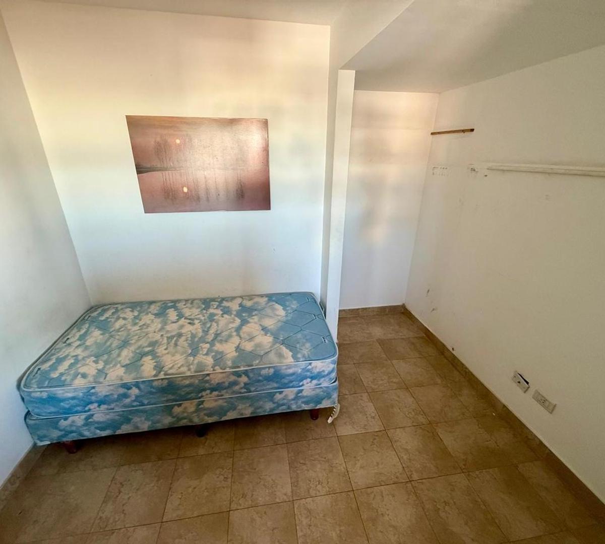 Venta Departamento de 5 Ambientes - Flores 2