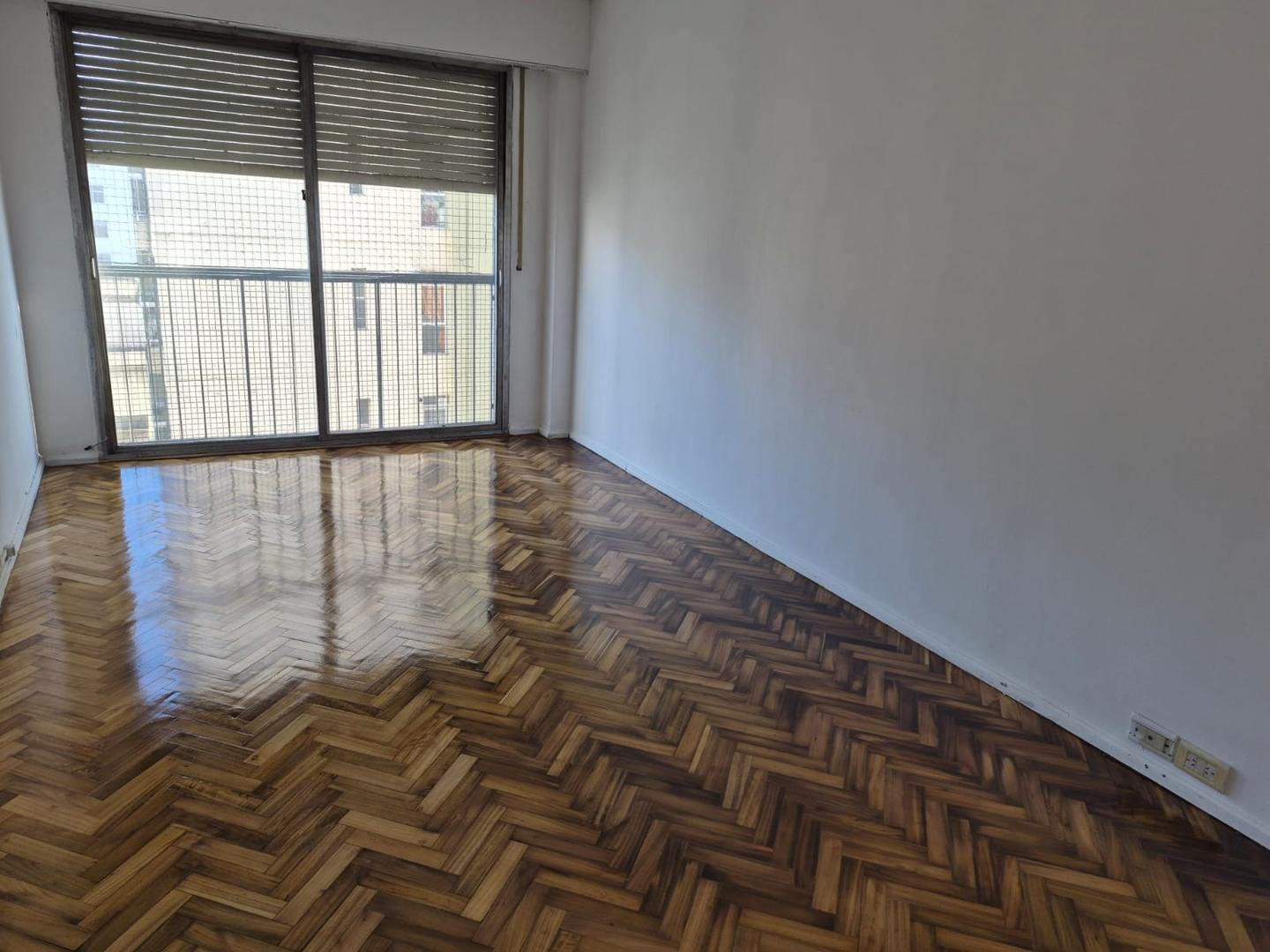 Venta departamentos de 2 ambientes - CABALLITO