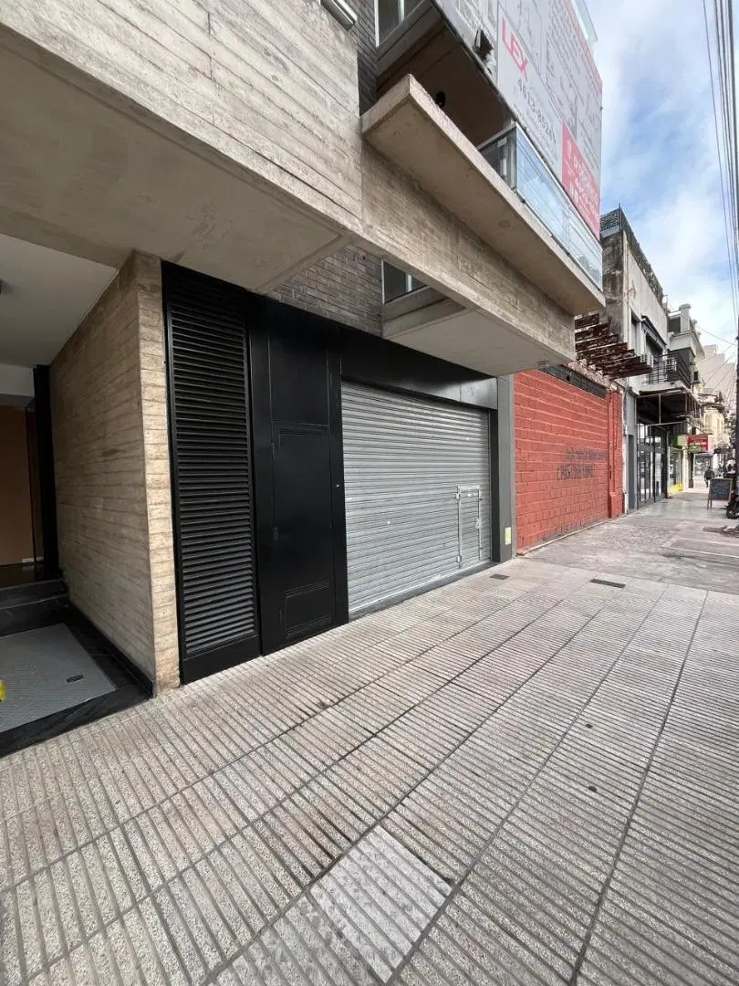Alquiler local comercial - VILLA DEL PARQUE 3