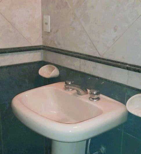 Hotel centrico 4 niveles - Zona 44 y 2 5