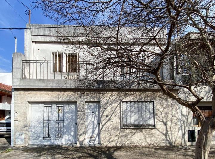 Casa 5 dorm c/ jardin - Zona 5 y 34