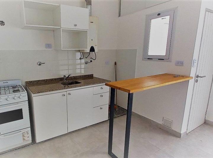 Dpto 1  dormitorio sin expensas - zona 40 y 11 3