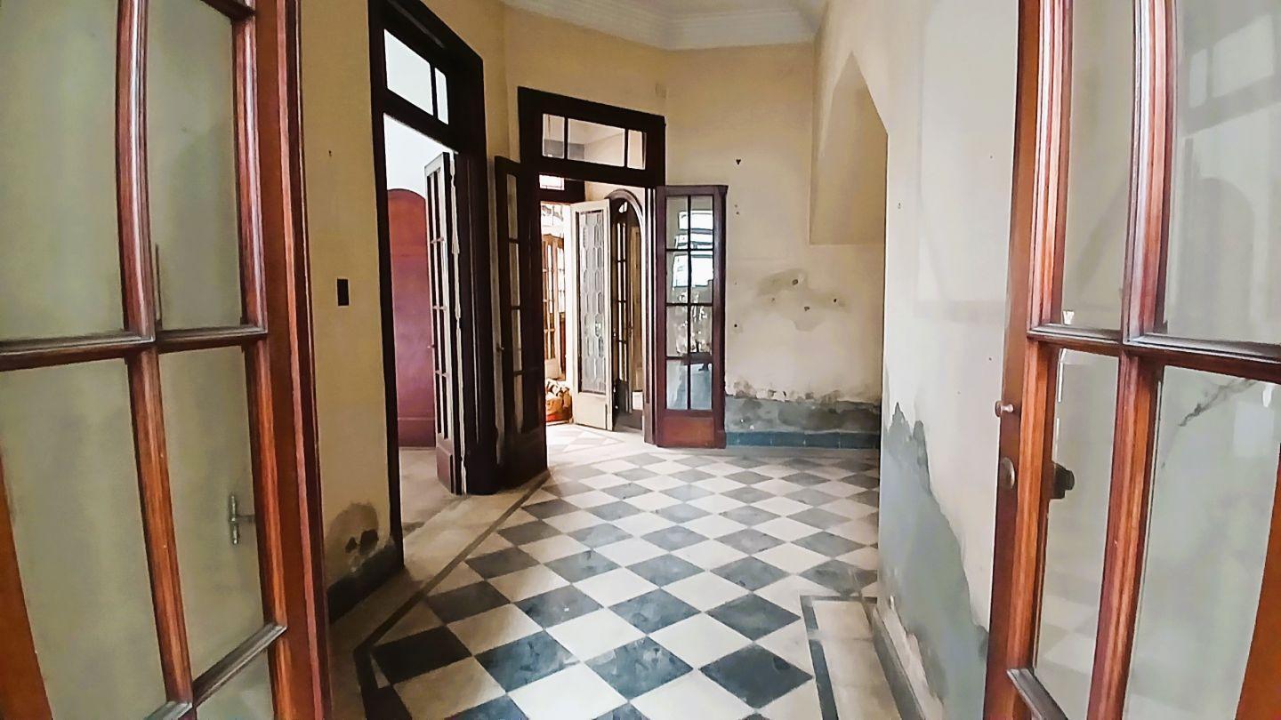 Foto de Casa centrica ideal local - Zona 48 y 9, imagen 5