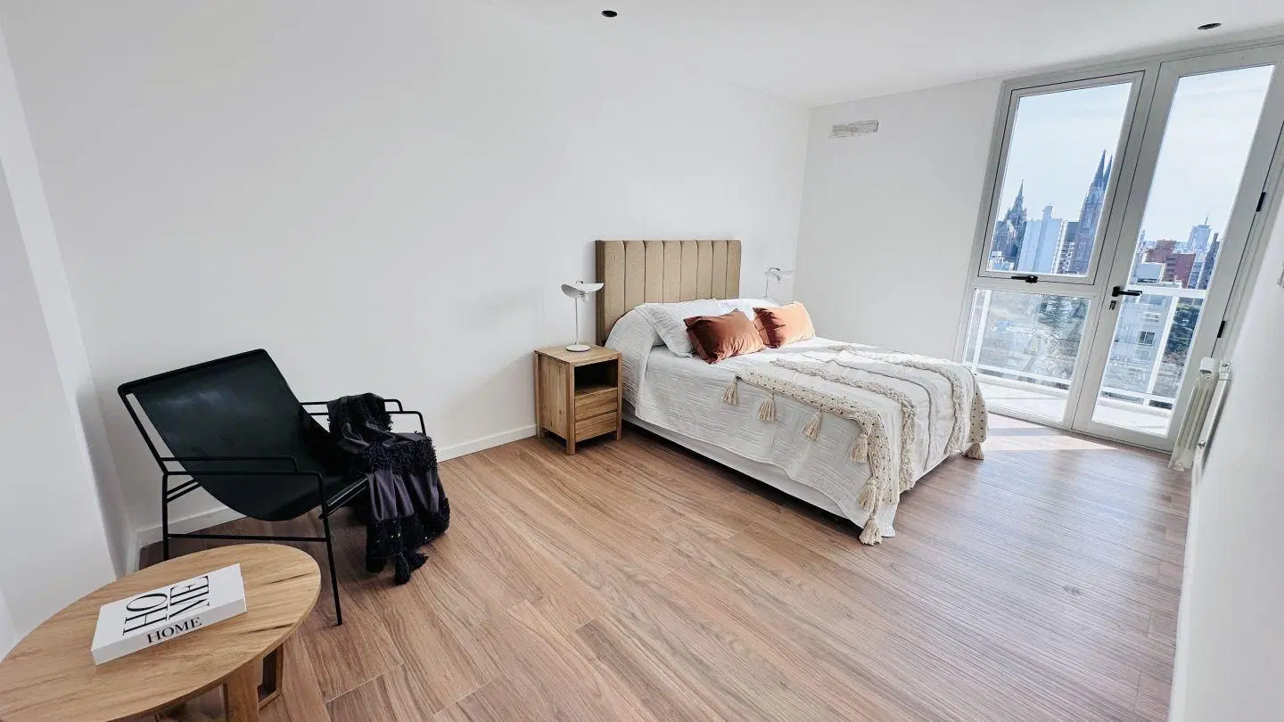 Semipiso 1 dormitorio con cochera a estrenar - Zona 58 y 14 8
