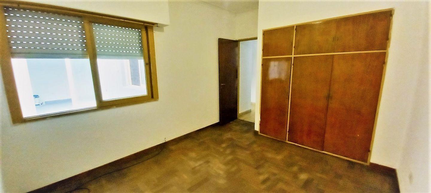 Foto de Ph 2 dorm c/patio- Zona 5 y 71, imagen 2