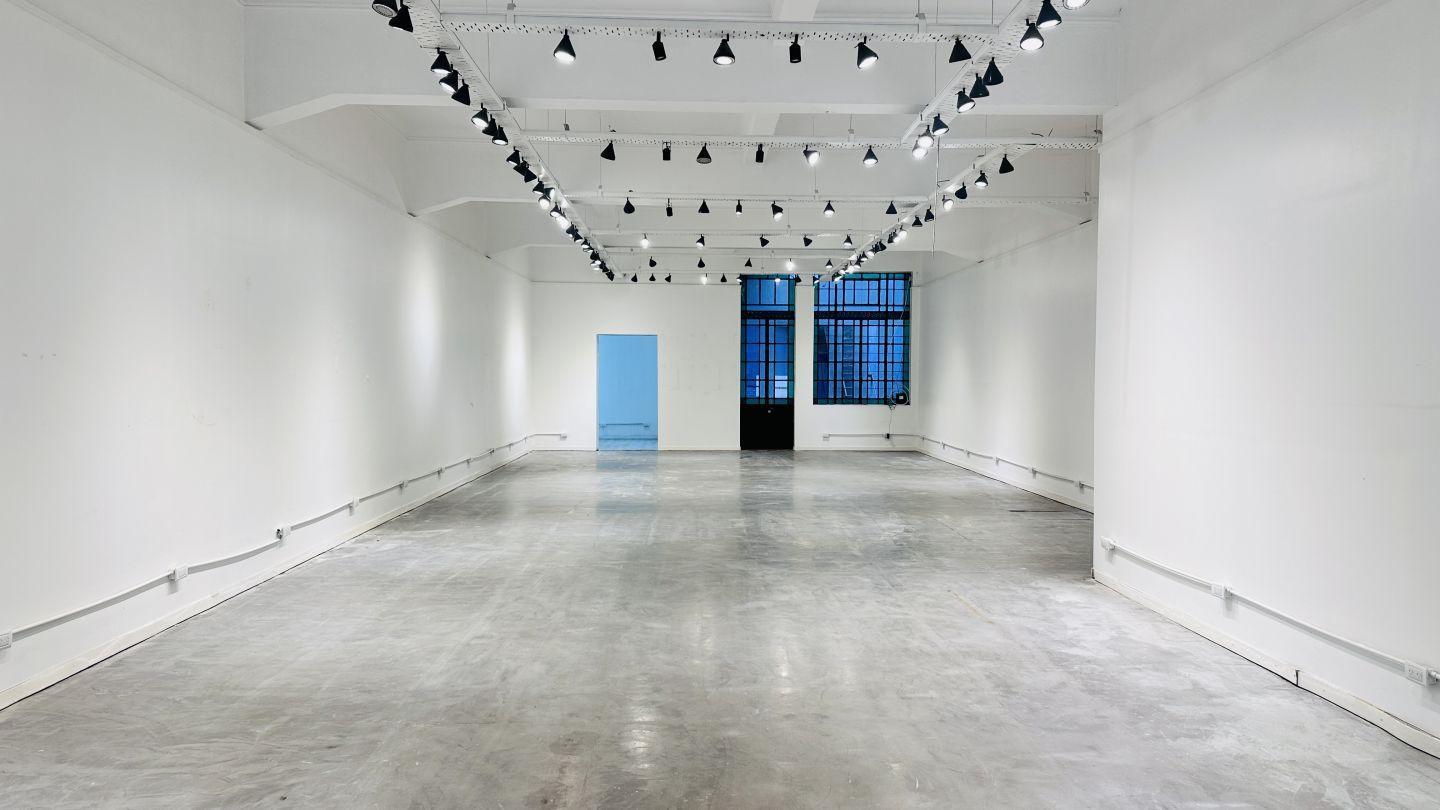 Foto de Alquiler local comercial 297 m2 - Zona 50 y 9, imagen 3