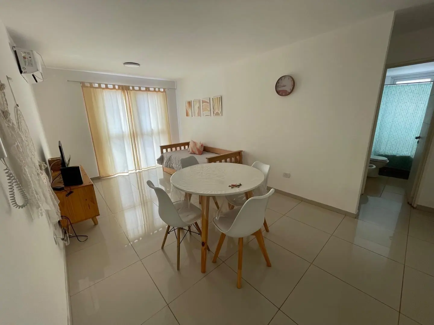 Departamento en alquiler anual! Totalmente amoblado! 4